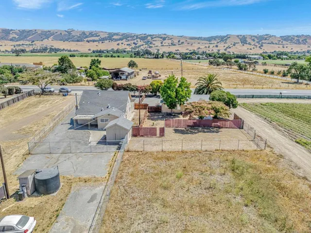 2718 Ferguson Road, Gilroy, California 95020