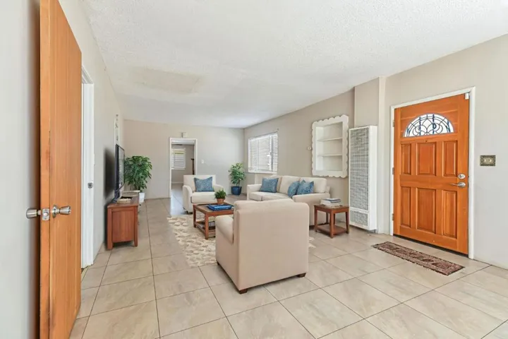 2718 Ferguson Road, Gilroy, California 95020