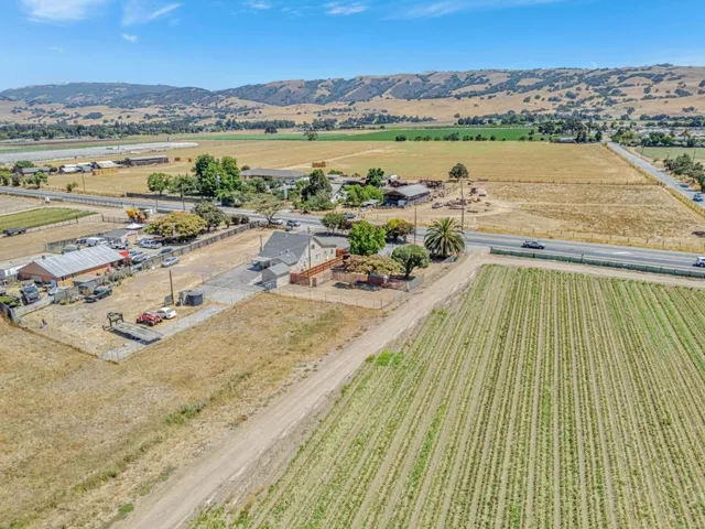 2718 Ferguson Road, Gilroy, California 95020