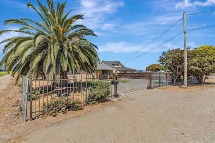 2718 Ferguson Road, Gilroy, California 95020