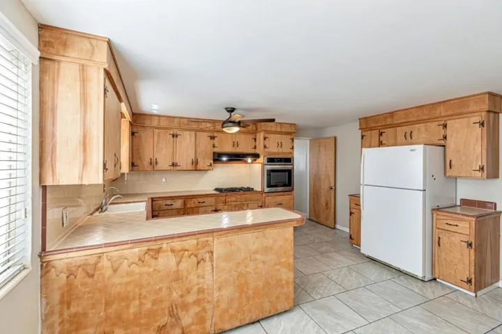 2718 Ferguson Road, Gilroy, California 95020