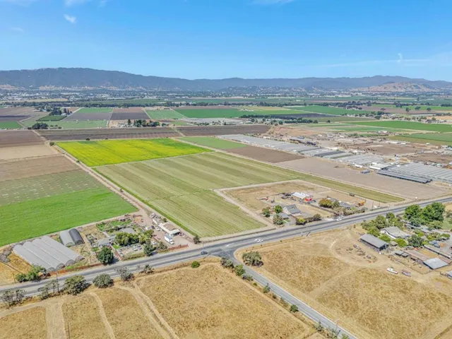 2718 Ferguson Road, Gilroy, California 95020