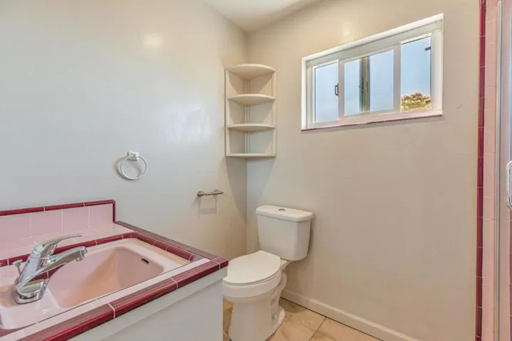 2718 Ferguson Road, Gilroy, California 95020