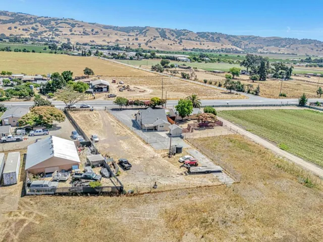 2718 Ferguson Road, Gilroy, California 95020