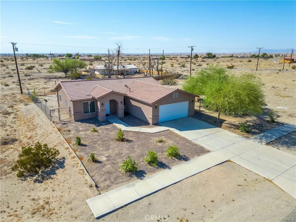 2334 Marlin Drive, Thermal, California 92274 home-pic-1