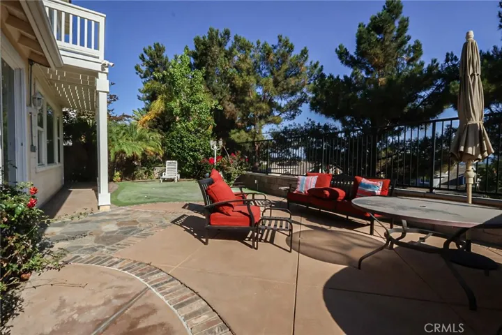 17160 Fremont Lane, Yorba Linda, California 92886