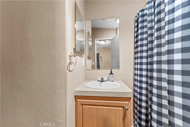 Private bath in master bedroom
