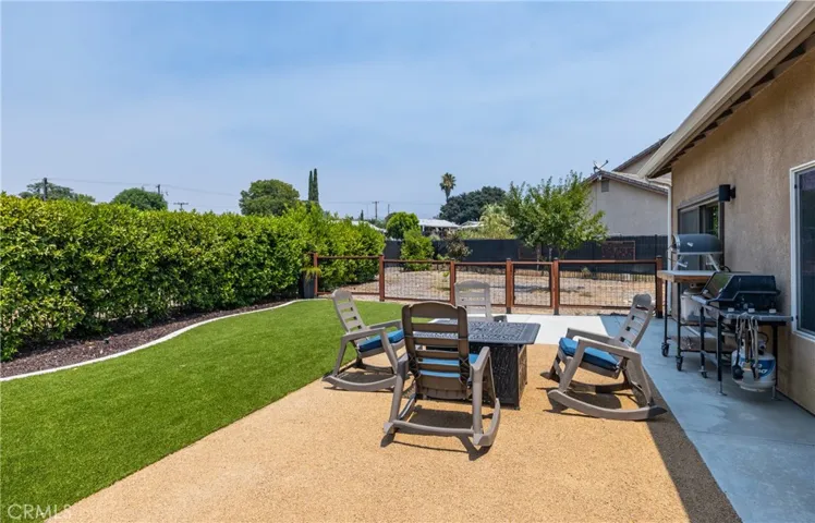 33504 Liberty Road, Yucaipa, California 92399