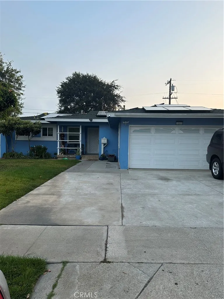 1307 E Merona Place, Anaheim, California 92805 home-pic-3