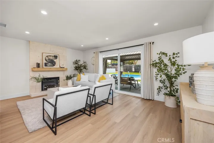 4858 E Mckay Circle, Anaheim Hills, California 92807