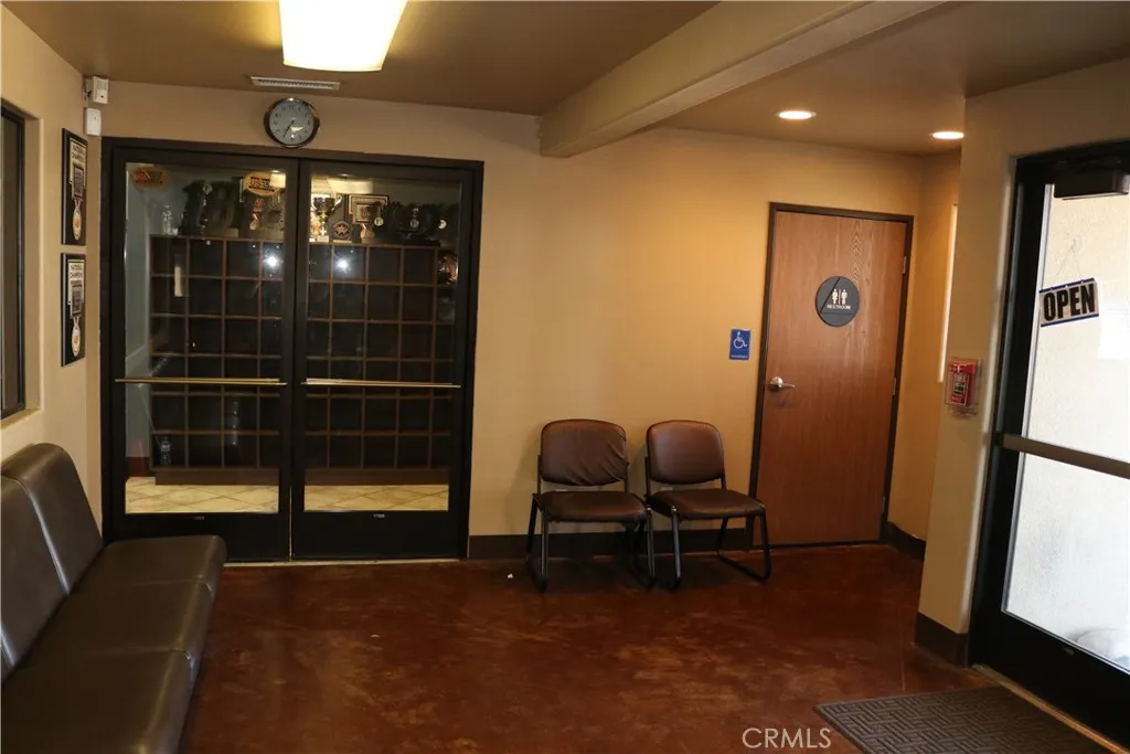 17537 Bear Valley Road, Hesperia, California 92345 — photo 5