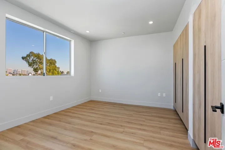 12431 Rochester Avenue 407, Los Angeles, California 90025