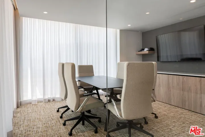 12431 Rochester Avenue 407, Los Angeles, California 90025