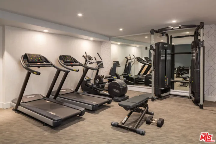12431 Rochester Avenue 407, Los Angeles, California 90025