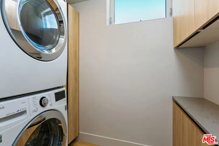 12431 Rochester Avenue 407, Los Angeles, California 90025