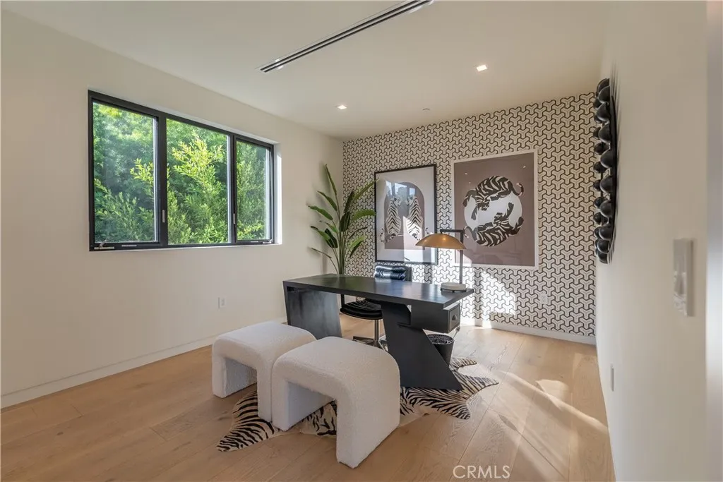 1947 Glencoe Way, Los Angeles, California 90068 home-pic-20