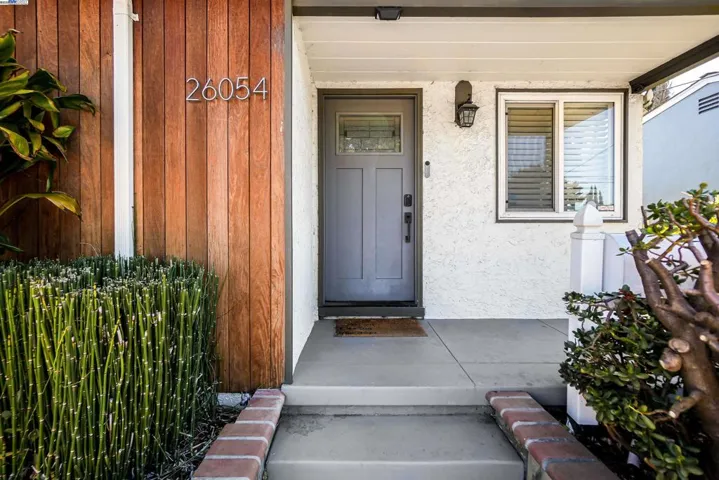 26054 Cascade, Hayward, California 94544