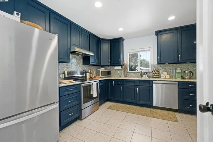26054 Cascade, Hayward, California 94544