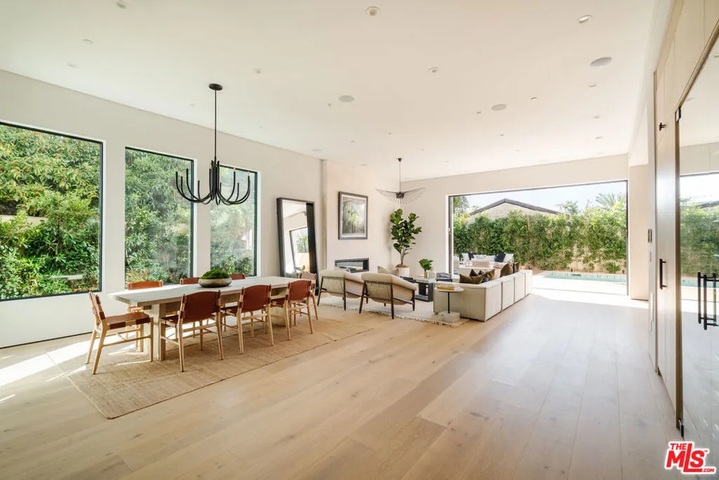 819 N Ogden Drive, Los Angeles, California 90046 home-pic-3