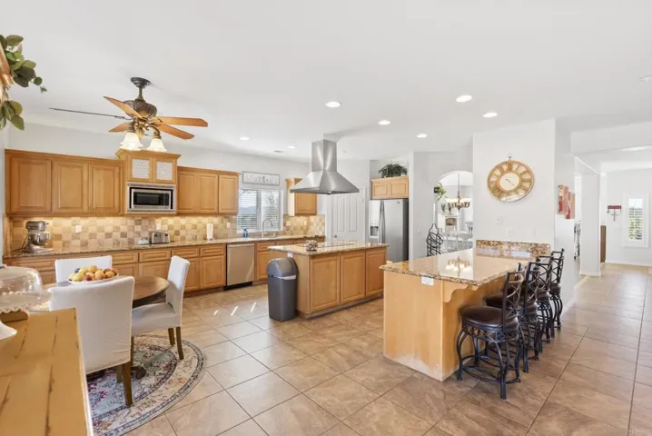 2090 Quail Meadow Road, Ramona, California 92065