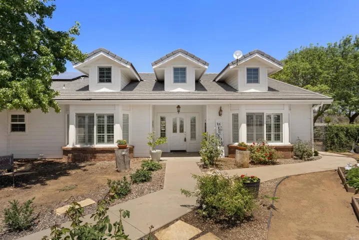 2090 Quail Meadow Road, Ramona, California 92065