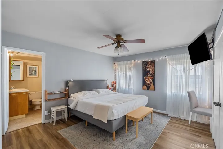 2121 Marshallfield Lane, Redondo Beach, California 90278