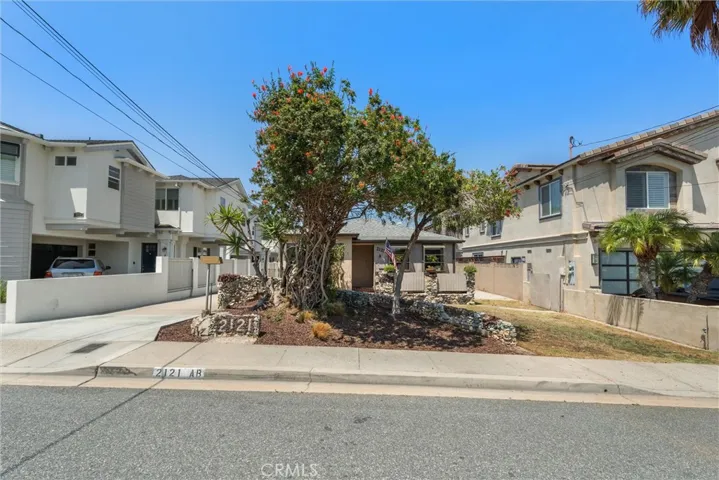 2121 Marshallfield Lane, Redondo Beach, California 90278