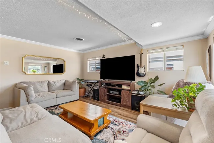 2121 Marshallfield Lane, Redondo Beach, California 90278