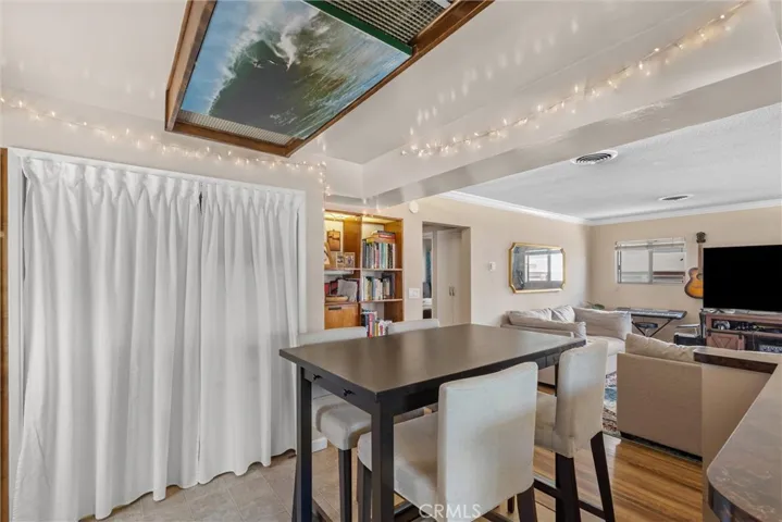 2121 Marshallfield Lane, Redondo Beach, California 90278