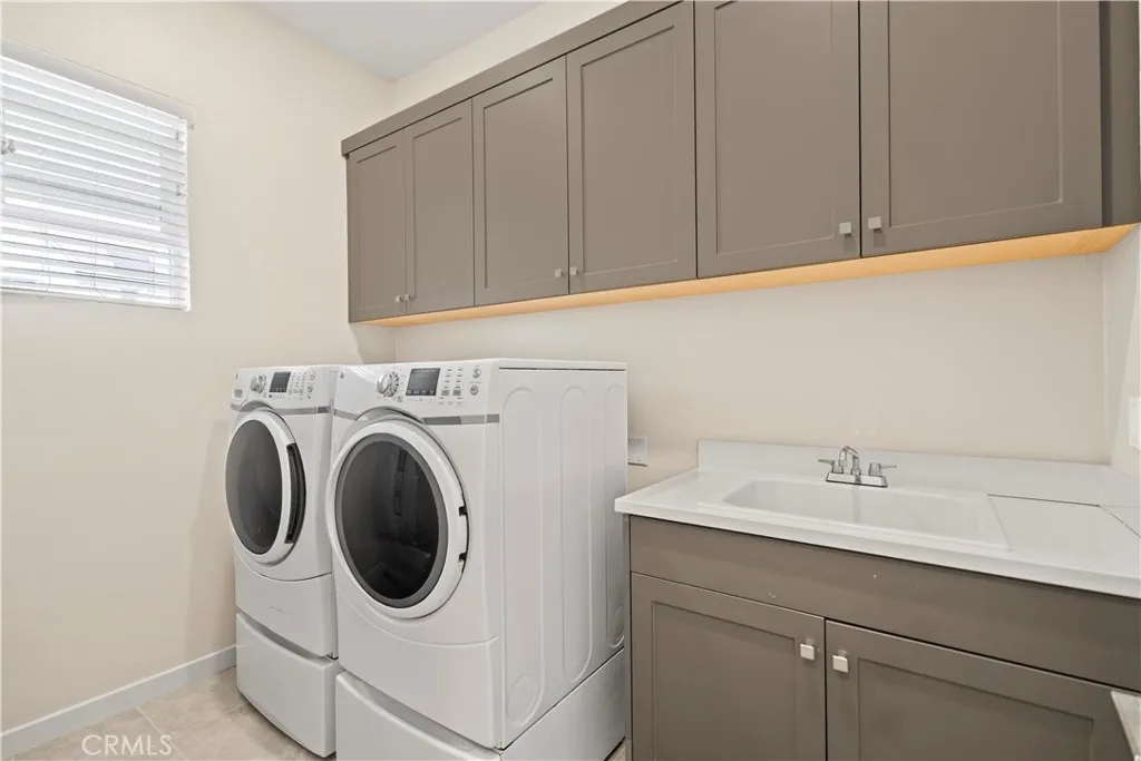 101 Pusan, Irvine, California 92618 home-pic-29