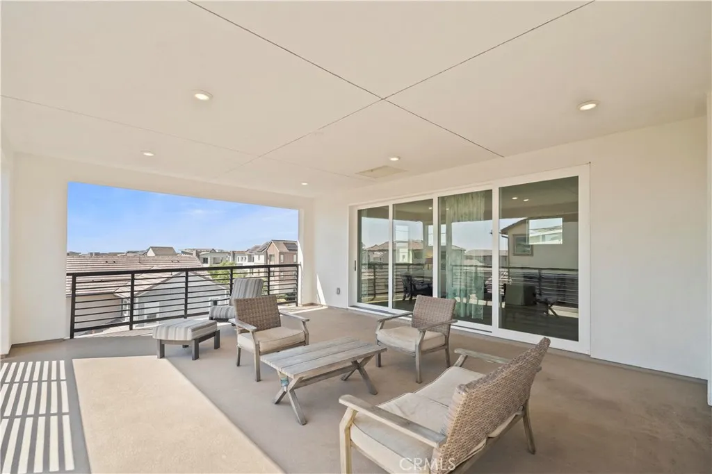 101 Pusan, Irvine, California 92618 home-pic-52