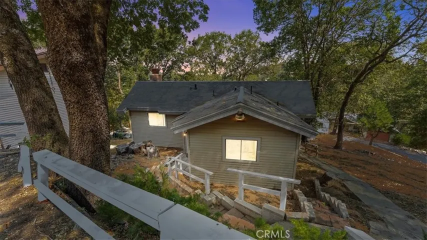 646 Arth Drive, Crestline, California 92325