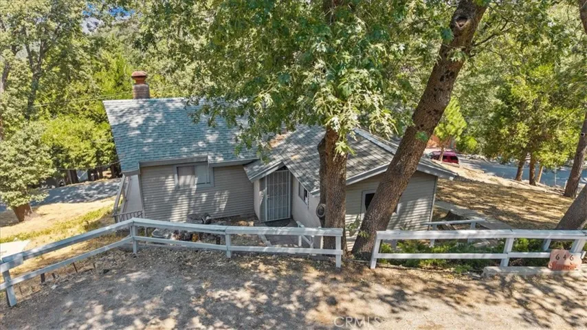646 Arth Drive, Crestline, California 92325
