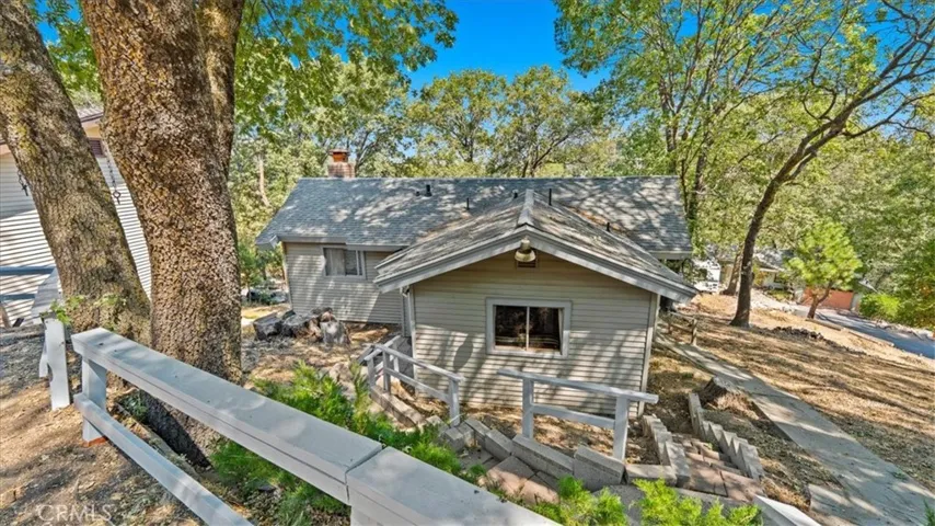 646 Arth Drive, Crestline, California 92325