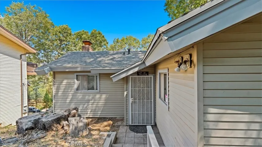 646 Arth Drive, Crestline, California 92325