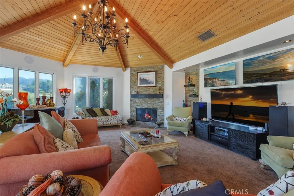 38390 Shoal Creek Drive, Murrieta, California 92562 home-pic-13