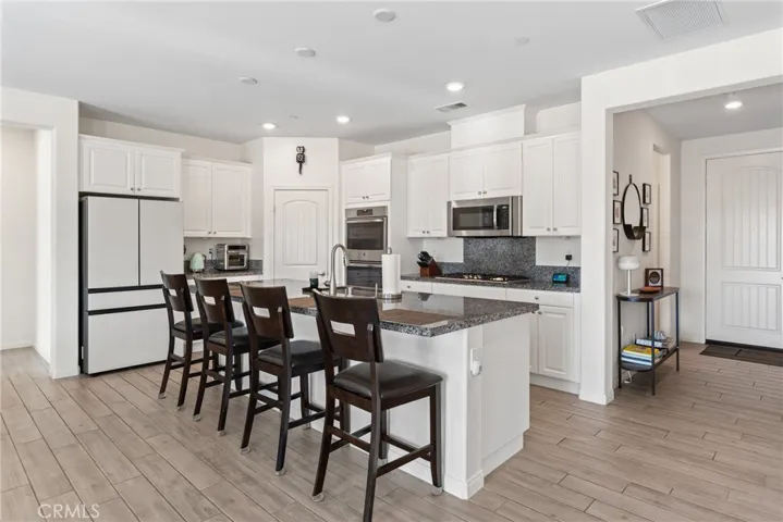 30380 Emerson Lane, Menifee, California 92584