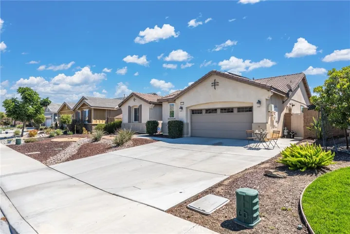 30380 Emerson Lane, Menifee, California 92584
