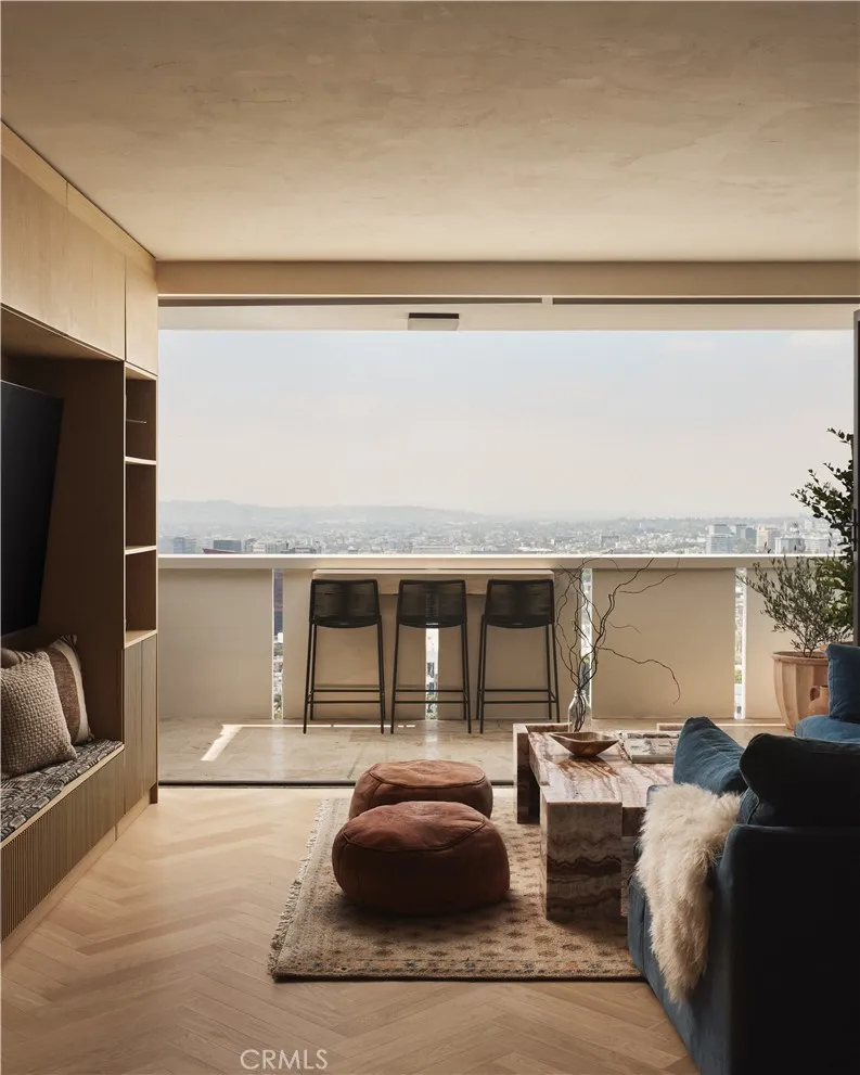 8787 Shoreham Drive 910, West Hollywood, California 90069, 1 Bedroom Bedrooms, ,1 BathroomBathrooms,Residential,For Sale,Shoreham,SR25175066