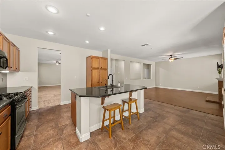 7633 Paseo Medio, Highland, California 92346