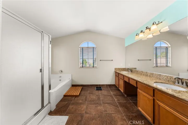 7633 Paseo Medio, Highland, California 92346