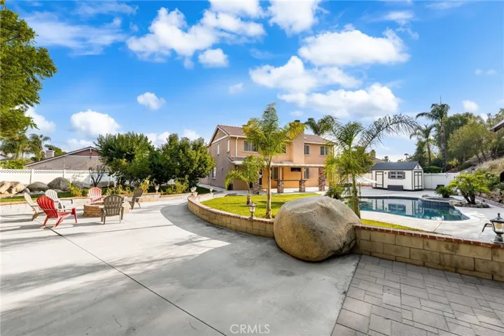 7633 Paseo Medio, Highland, California 92346