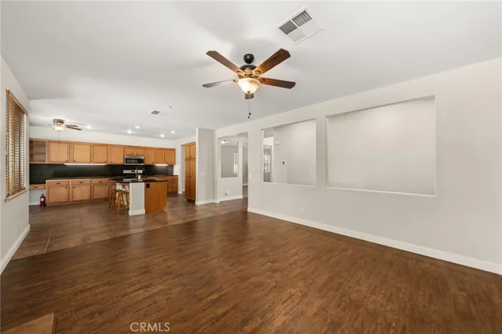 7633 Paseo Medio, Highland, California 92346