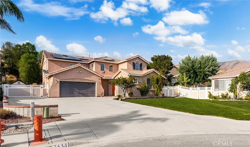 7633 Paseo Medio, Highland, California 92346