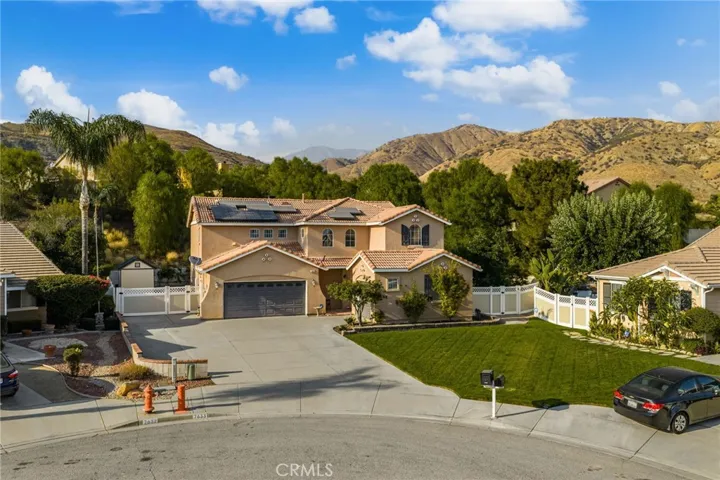 7633 Paseo Medio, Highland, California 92346