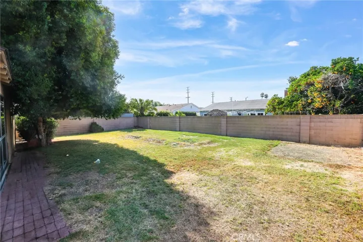 10460 Waxwing Circle, Fountain Valley, California 92708