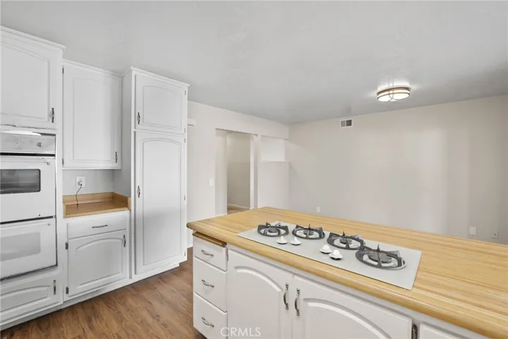 10460 Waxwing Circle, Fountain Valley, California 92708
