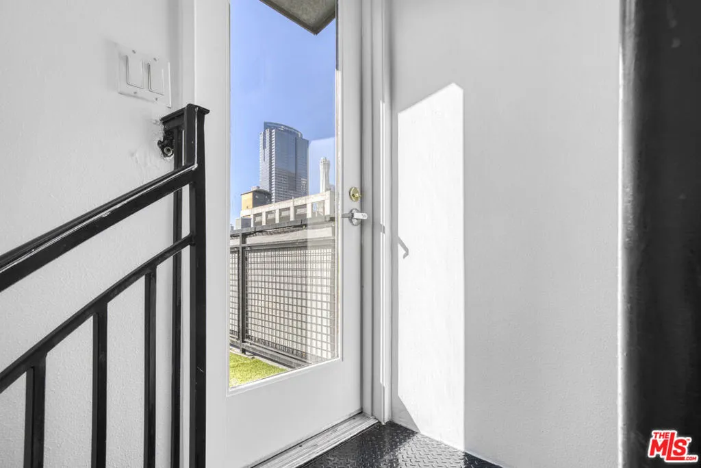 253 S Broadway 507, Los Angeles, California 90012 home-pic-20