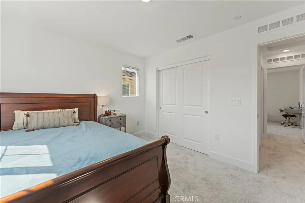 33185 Rusty Court, French Valley, California 92596 home-pic-29