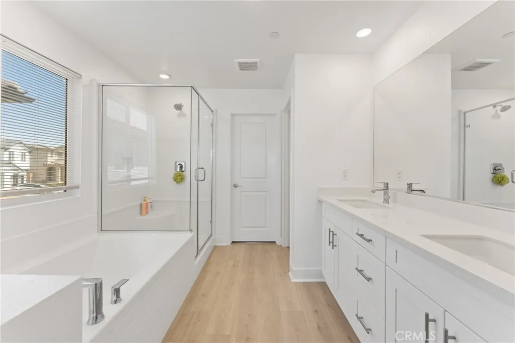 33185 Rusty Court, French Valley, California 92596 home-pic-23